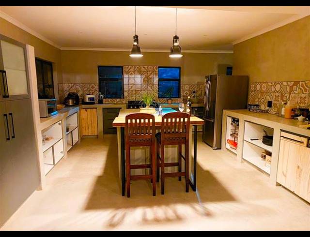 3 BEDROOM HOUSE FOR SALE IN OAKDENE